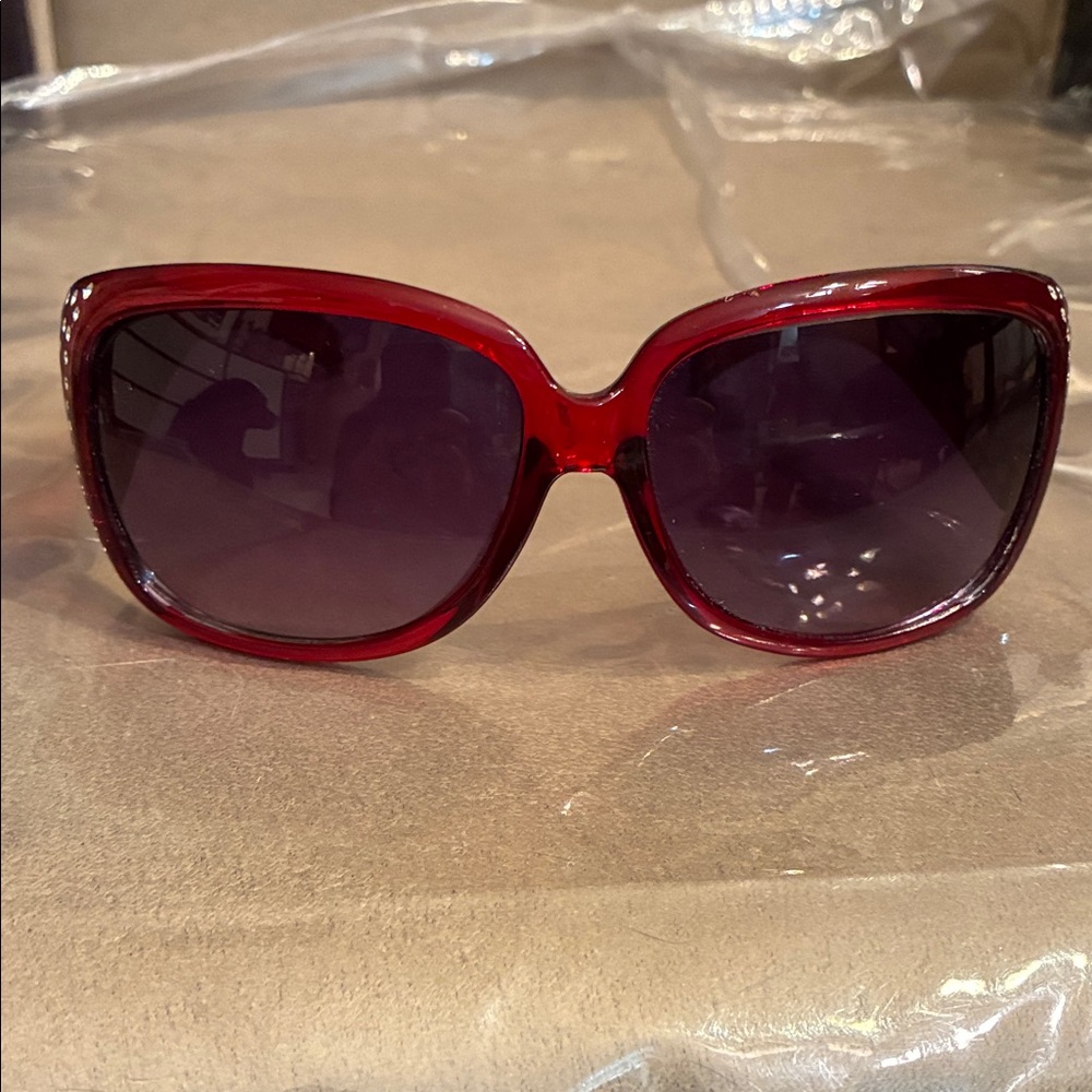 Chic Bling Red Sunglasses